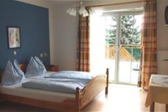 Doppelbettzimmer mit Balkon (Groß)