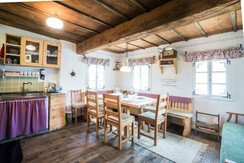 Ferienhaus Kühbartl Simmerl Essbereich