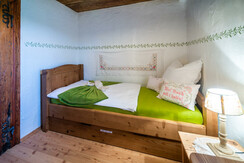 Ferienhaus Kühbartl Simmerl Schlafzimmer