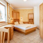 Photo of ap./combined living-bed-room/shower, WC