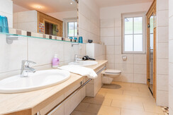 Bathroom with infra-red-cabin