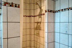 Badezimmer 2