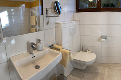 Bathroom 01a