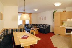 Küche & Wohnbereich