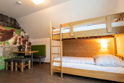 Familienzimmer mit Balkon
