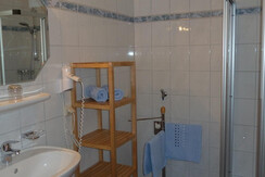 Marko der Weinstricker Ferienwohnung Badezimmer