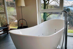 2da65af7-de69-431c-ba84-2ab372049308_2260600