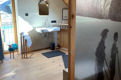 Blick ins Badezimmer _ LOFT