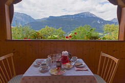 Impressionen-Frühstückstisch aBalkon-Nor