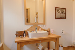 Haus Salzkammergut plus Badezimmer 1 OG mit Wanne 