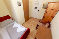 IMG_2669B_Black sheeps