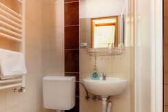 IMG_2445A_Black sheeps