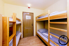 IMG_2469A_Black sheepsLOGO