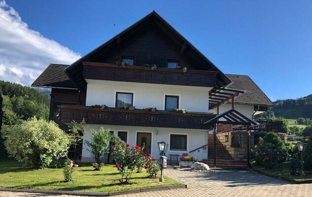Haus_Vorderansicht | © Pension Brandl