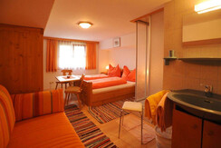 Blick-Kleinsölk-Natur-Erholungs-Urlaub-in-der-Pens