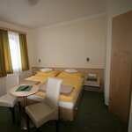 Photo of Family room, shower, toilet, 2 bed rooms