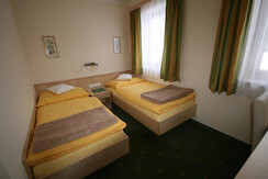 Pension Thorerhof_Familienzimmer im Zubau (3)