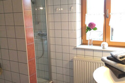 Privatzimmer Postl  Martina Badezimmer