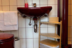 Bad im Rosaroten Zimmer