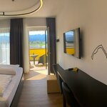 Bild von 8 Zylinder Doppelzimmer mit tlw. privaten Balkon | © Ring Rast Betriebs-GmbH