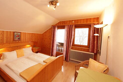 Appartment Sinabell Schlafzimmer mit Balkon