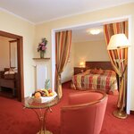 Photo of juniorsuite with shower, WC | © Romantik Hotel im Park