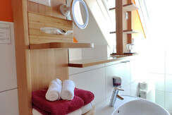 Rothschädl Balkonzimmer Badezimmer