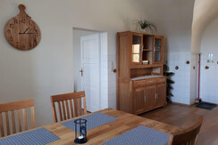 Schloss Arnfels FW Kredenz + Essbereich