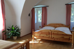 Schloss Arnfels FW Schlafzimmer mit Zusatzbett