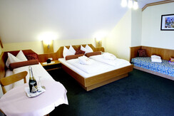 Vierbettzimmer
