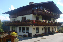 Sonnwendhof Einfahrt