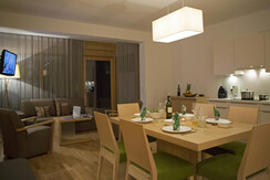 Sportappartements, Bad Mitterndorf, Esstisch