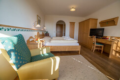 Landhotel Spreitzhofer_Doppelzimmer mit Loggia 2