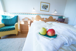 Landhotel Spreitzhofer_Doppelzimmer mit Loggia 3