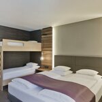 Photo of Junior suite, shower, toilet, wheelchair accessible