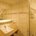 Photo of Apartment, shower, toilet, 2 bed rooms