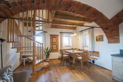 Troadkammer am Tunauberg Essbereich