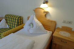 Einbettzimmer