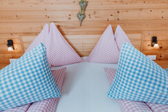 Gemütliches Bett, © Kamsker, Foto: nixxipixx