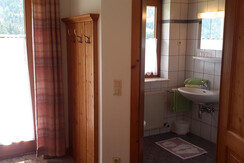 Bad / WC Schlafzimmer 1