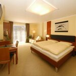 Photo of double room with shower, WC