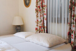 Villa Stephanie Bett