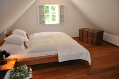 W12 Schlafzimmer 2