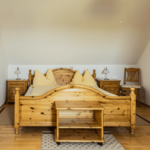 Photo of Family room, bath, toilet, balcony | © Weingut Pölzl