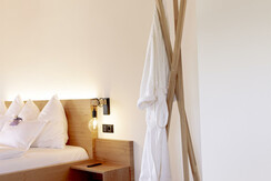 Weingut Kogler Appartement Obstgarten Bademantel