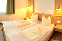 Weingut Strohmeier Trobi