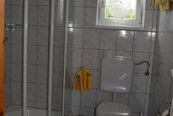 Weinhof Zitz Badezimmer