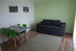 Weinstraßenapartment Sofa
