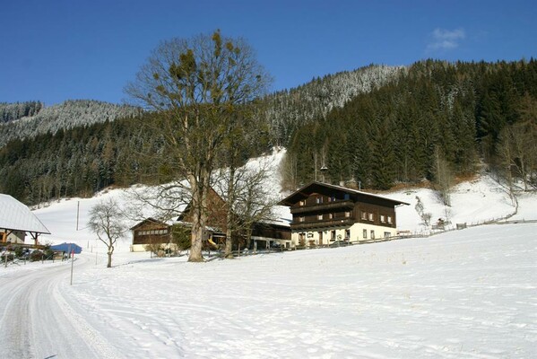 Wirthof / Ridehouse  Winter