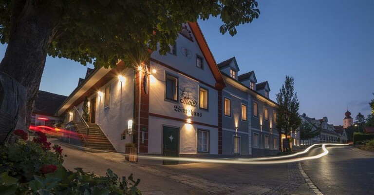 Haus bei Nacht | © Wirtshaus Meißl/Bergmann